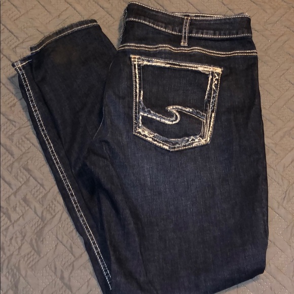 Silver Jeans - Picture 3 of 3